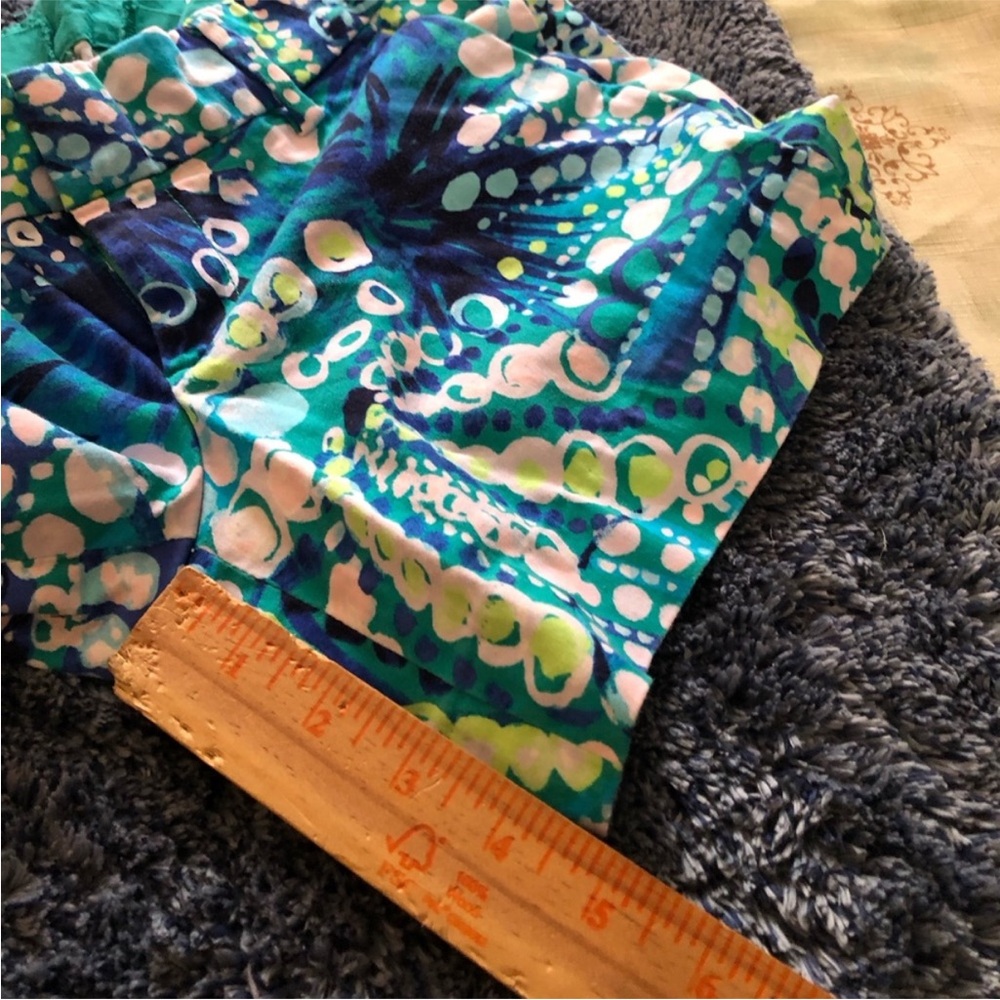 Lilly  Pulitzer Blue and Green Women's Shorts - Picture 6 of 8